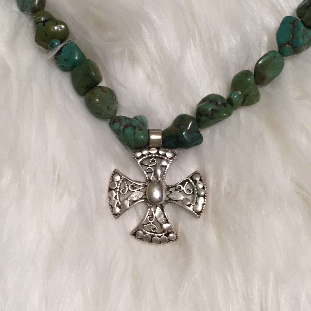 💜 BEADED TURQUOISE NECKLACE STERLING SILVER CROSS